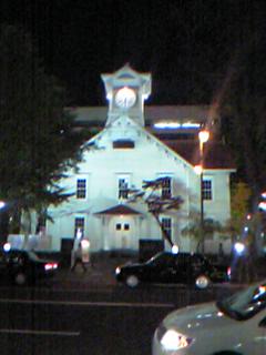 �ӏH�̃��C�g�A�b�v���ꂽ���v��