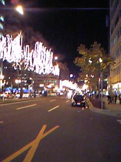 ��P���G���A�̎D�y�w�O�ʖk���ʂ̃C���~�l�[�V����