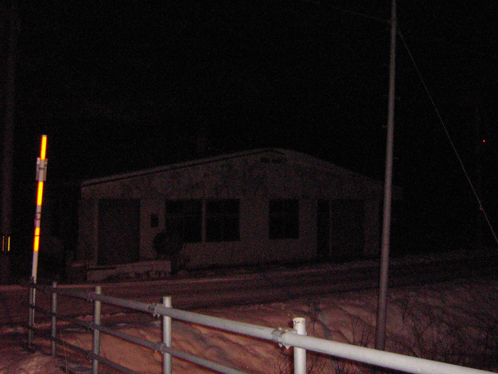 �����a�X�֋�