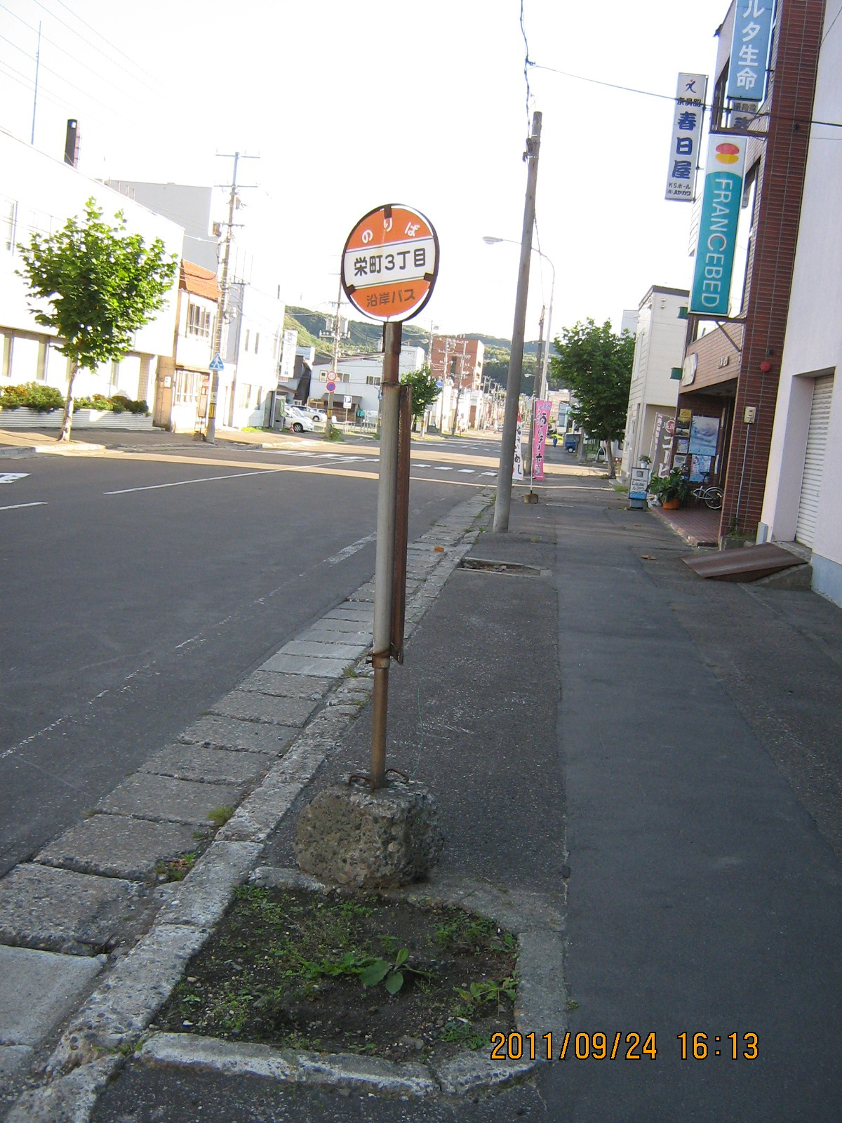 �h��3����