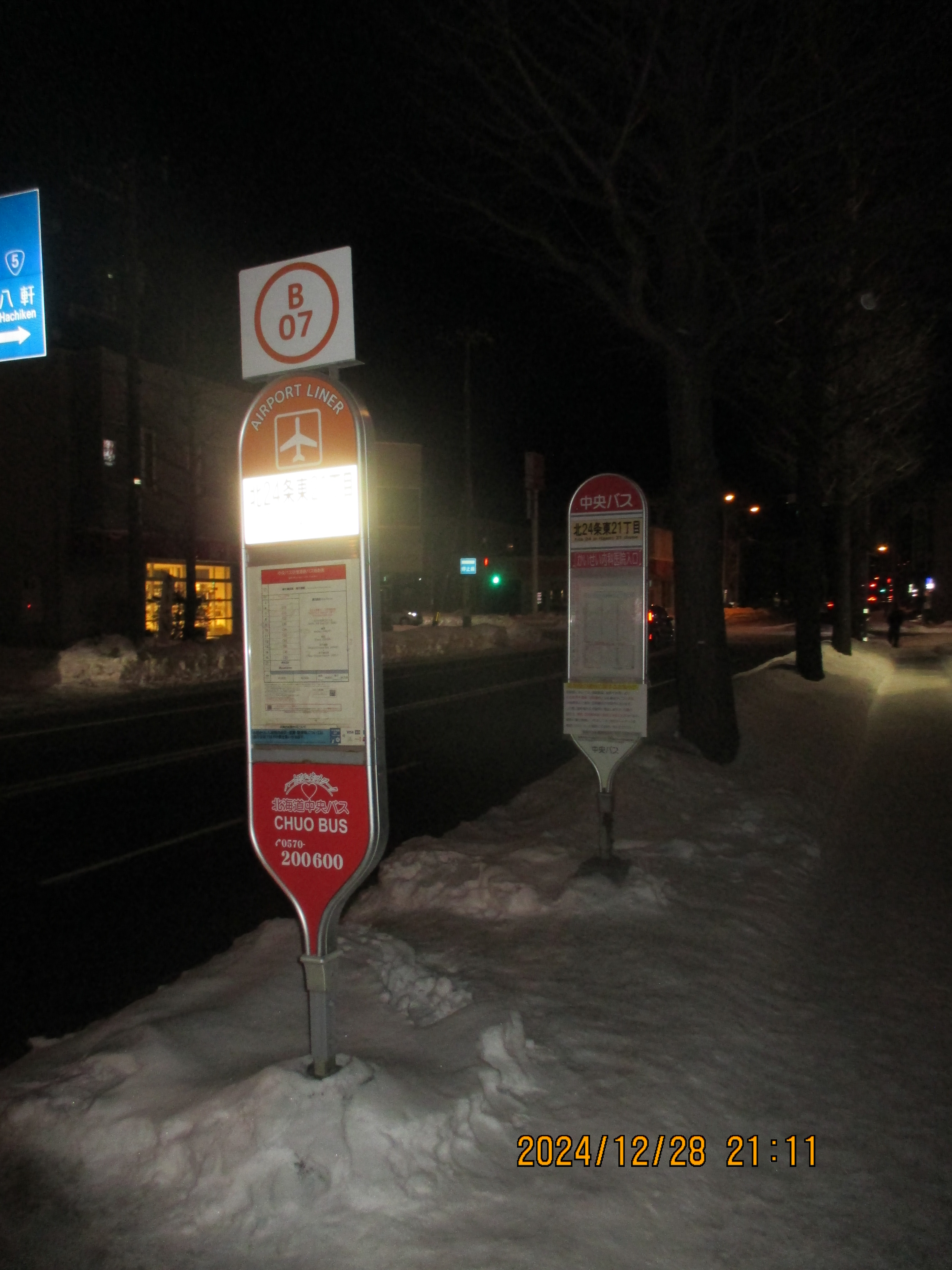 �k24��21����